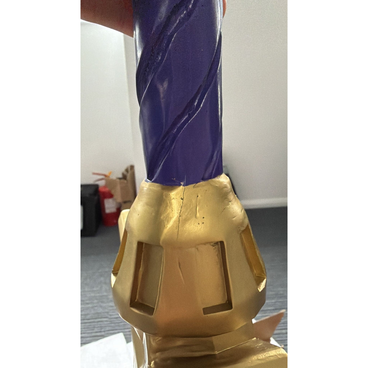 Legend of Zelda Sword Royal Claymore Resin Sword Breath Of The Wild Cosplay Prop Replica DAMAGED