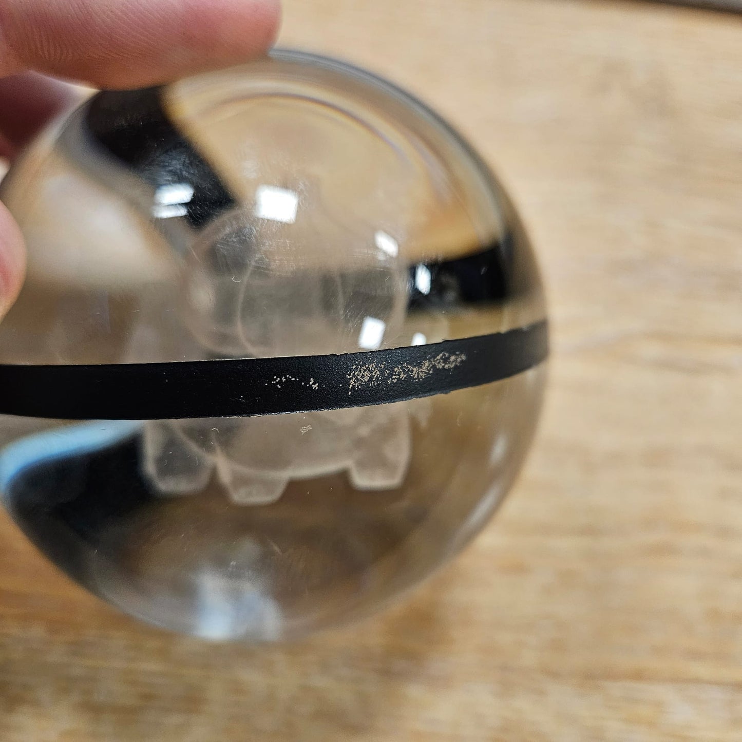 Pokemon 3D Crystal Ball Pokeball Bulbasaur Night Light 8cm XL Size DAMAGED