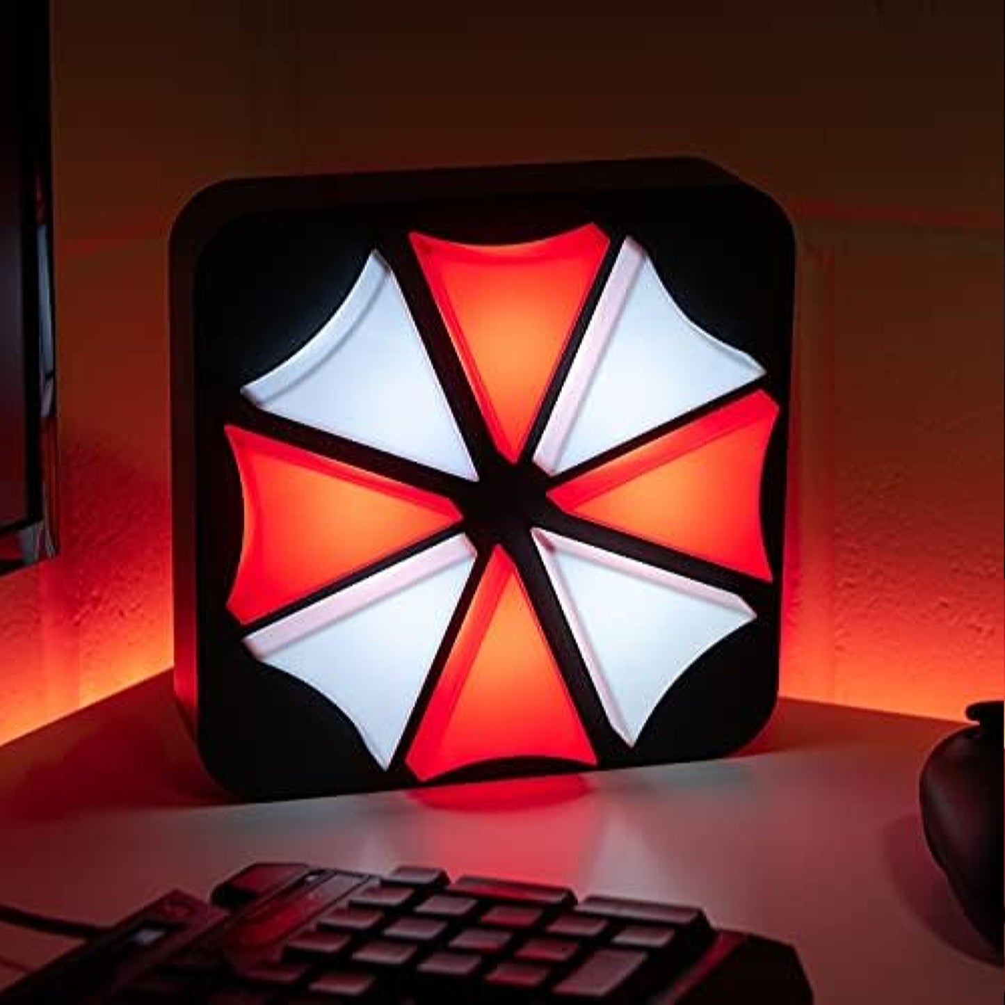 Numskull Resident Evil Umbrella Corporation 3D Lamp Wall Light