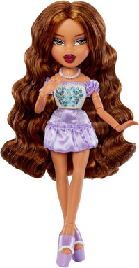 Bratz Goin' Out! Doll - Yasmin