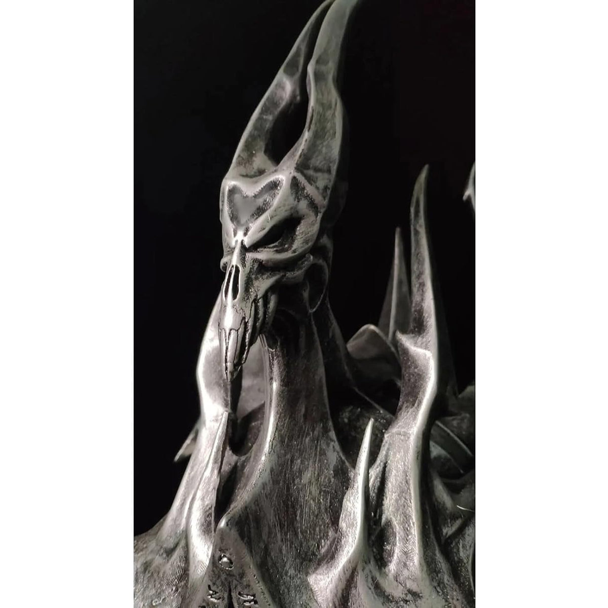 World of Warcraft Helm of Domination Lich King's Resin Helmet with Stand