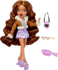 Bratz Goin' Out! Doll - Yasmin
