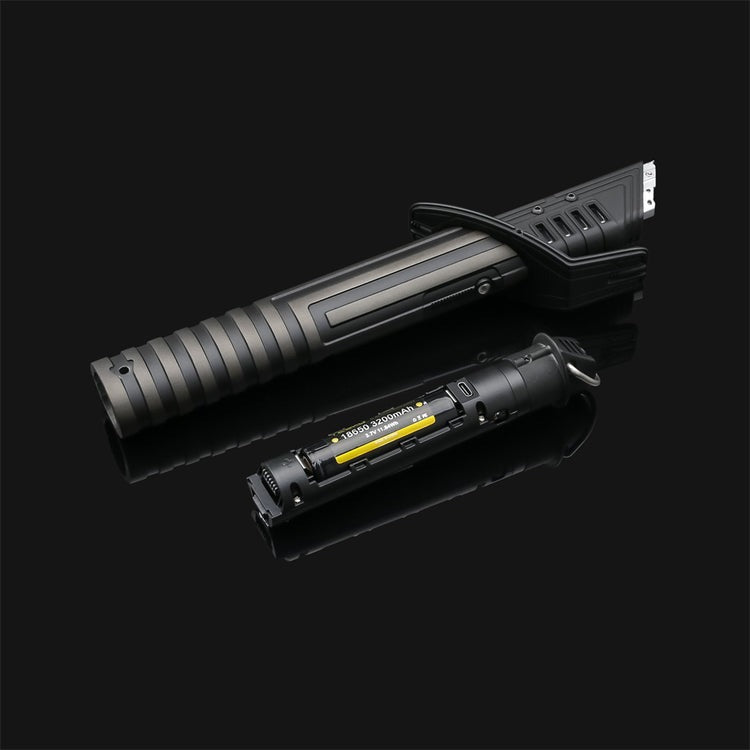 Star Wars The Mandalorian Dark Saber V2 Combat Lightsaber