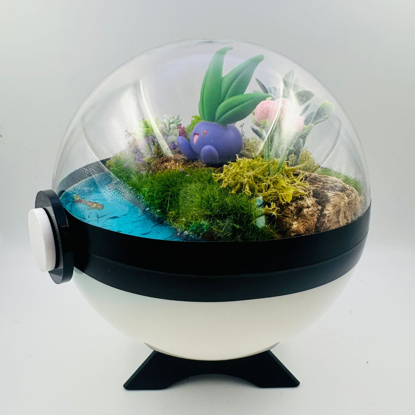 Pokemon Sitting Oddish Crystal Terrarium Lake White Poke Ball Handmade