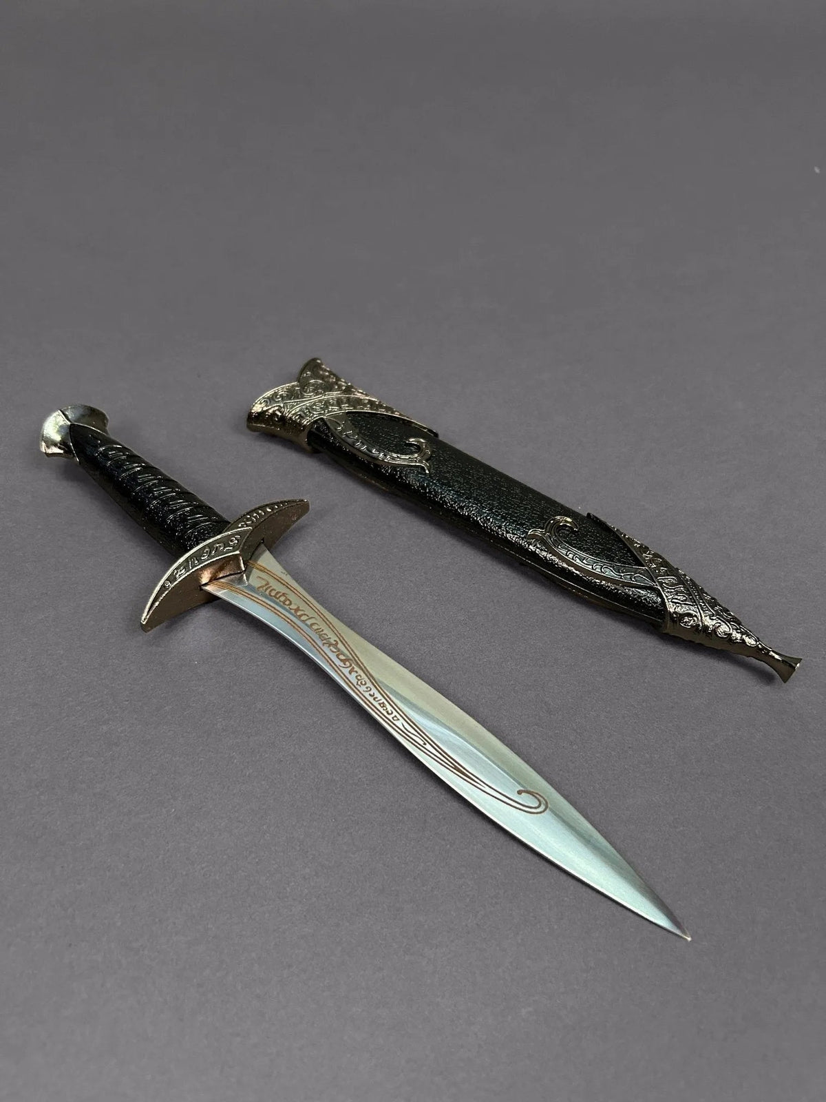 Lord Of The Rings Mini Sting Sword