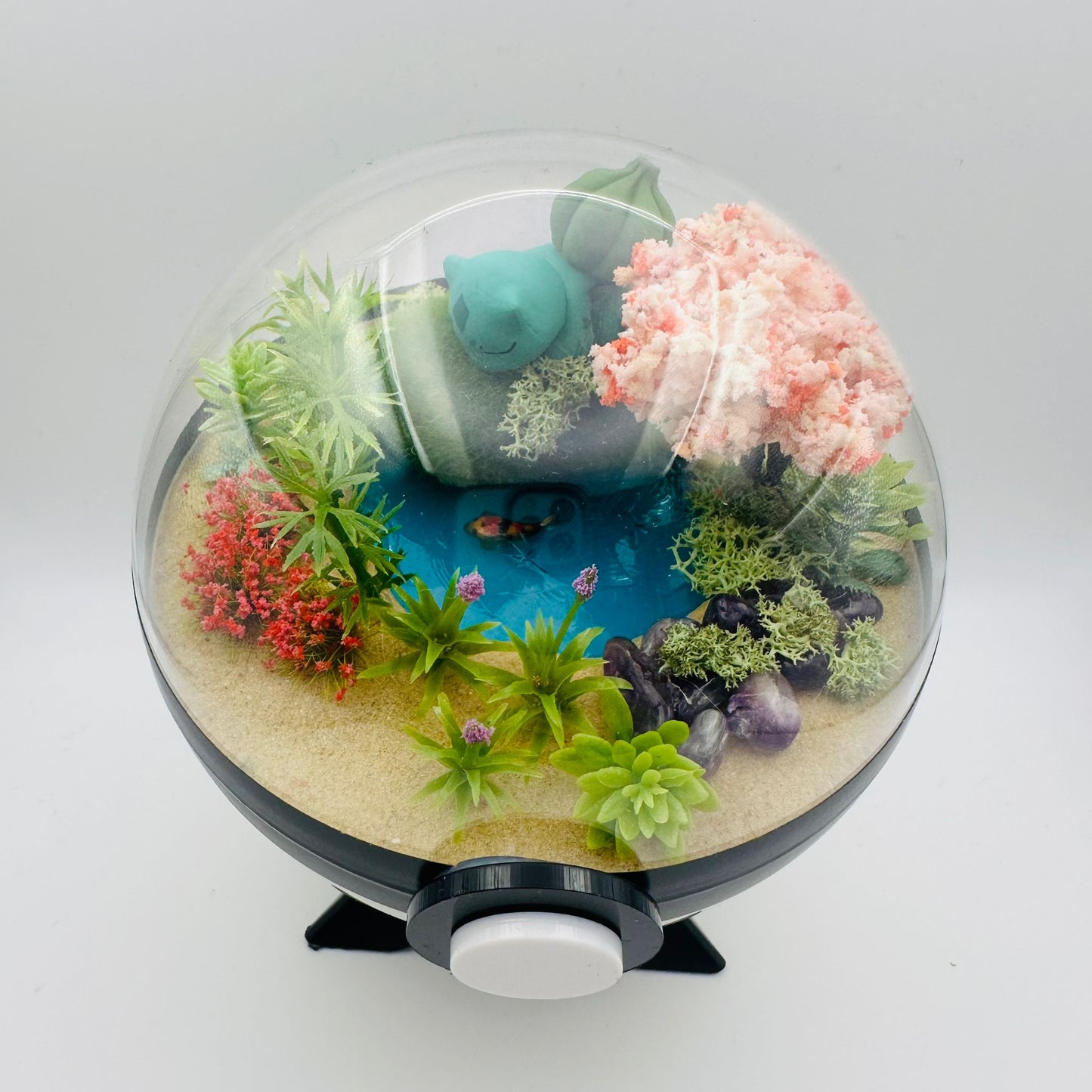 Pokemon Sleeping Bulbasaur Crystal Terrarium Pond White Poke Ball Handmade