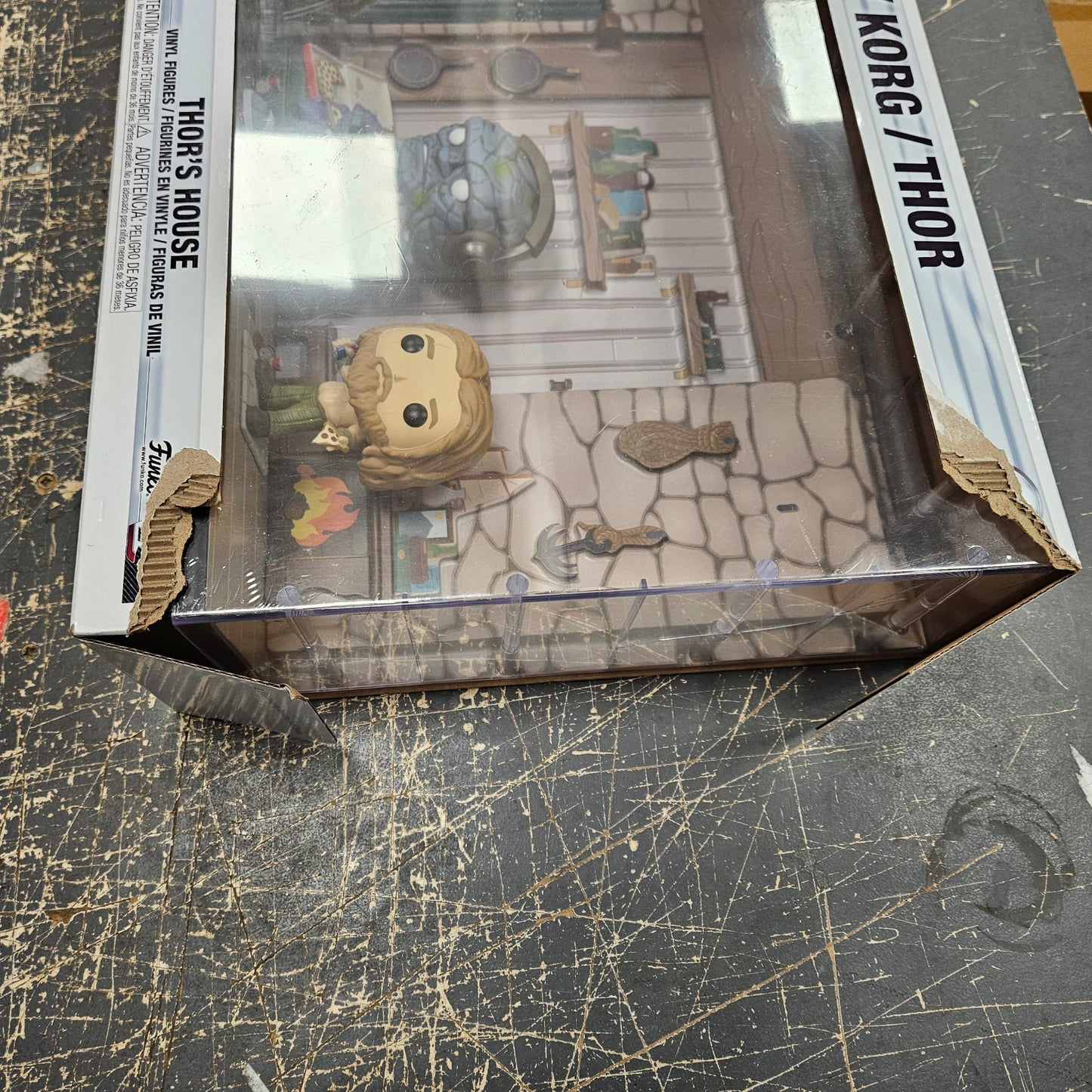 Avengers Endgame Thor's House Funko Pop! Moments Deluxe Vinyl Figure DAMAGED BOX