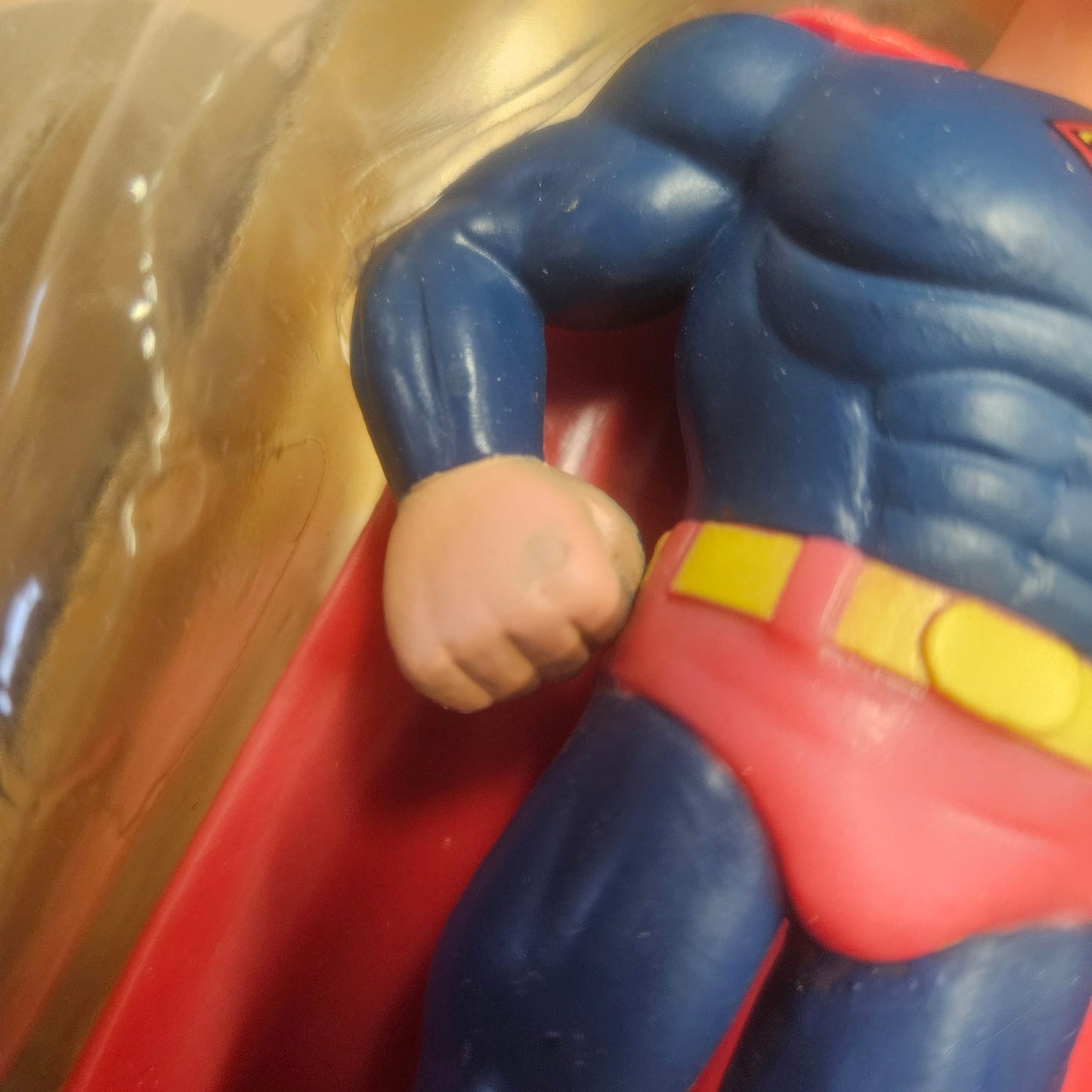 DC Universe Superman Wacky Wobbler Funko Vinyl Figure DAMAGED