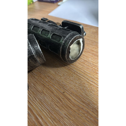 Star Wars General Grievous Grievance Striker Blaster Resin Replica DAMAGED