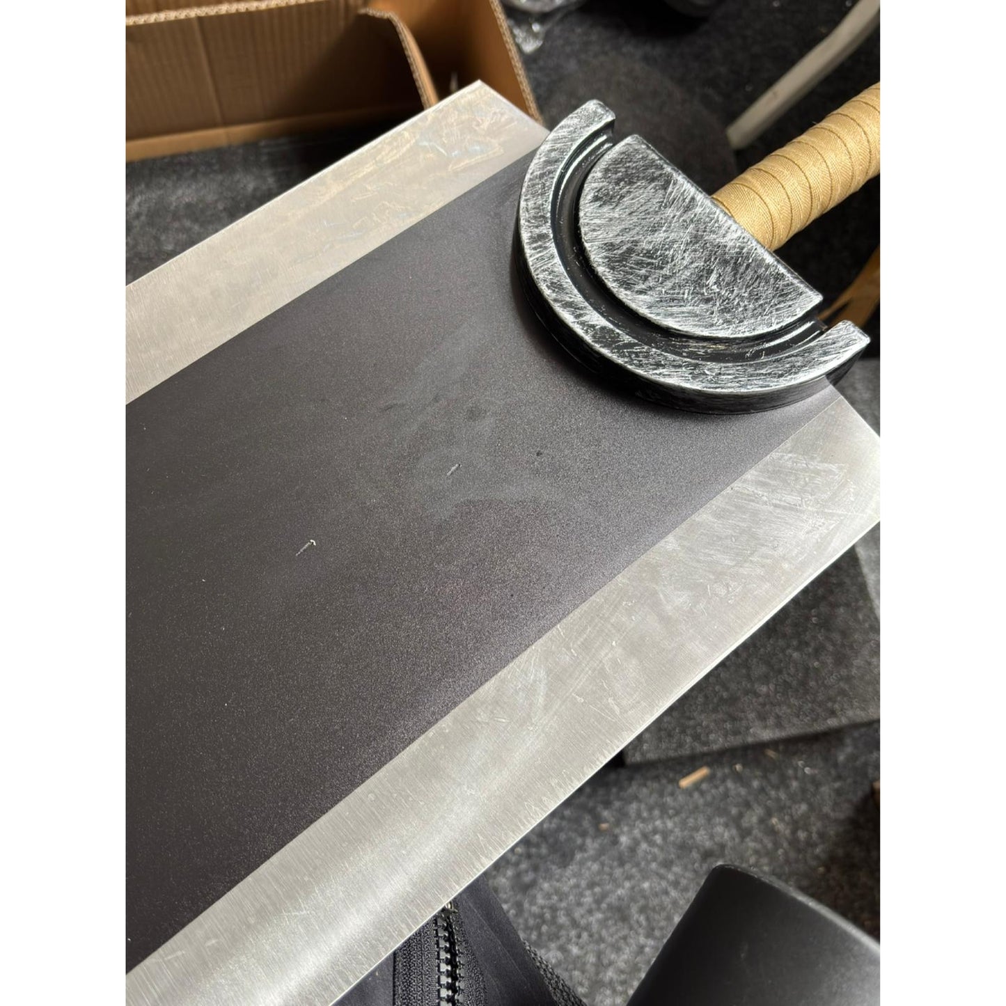 Berserk Guts Sword Dragon Slayer Metal Sword And Sheath FULL SIZE (DAMAGED)