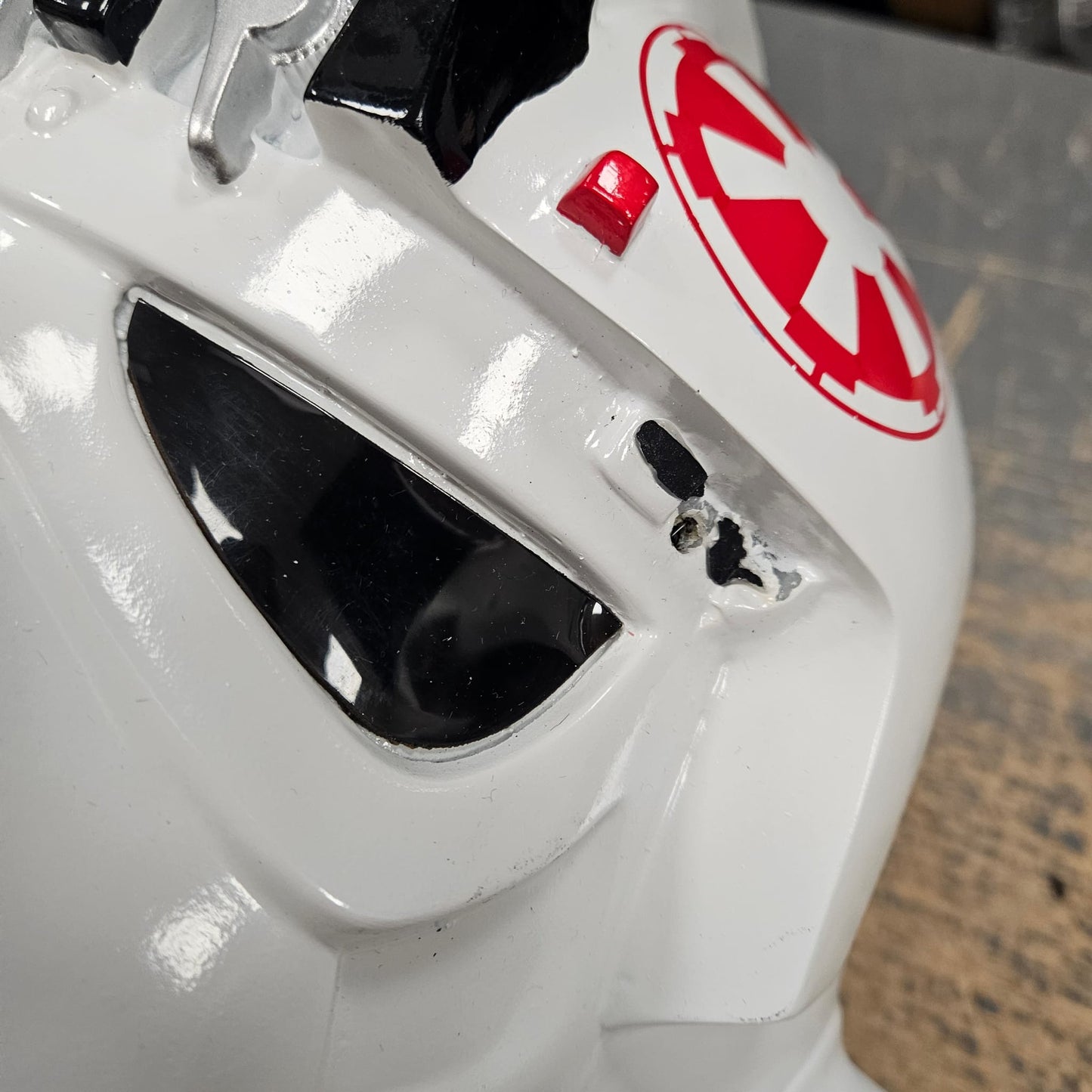 Star Wars Helmet At-At Driver Pilot Resin Cosplay Helmet DAMAGED