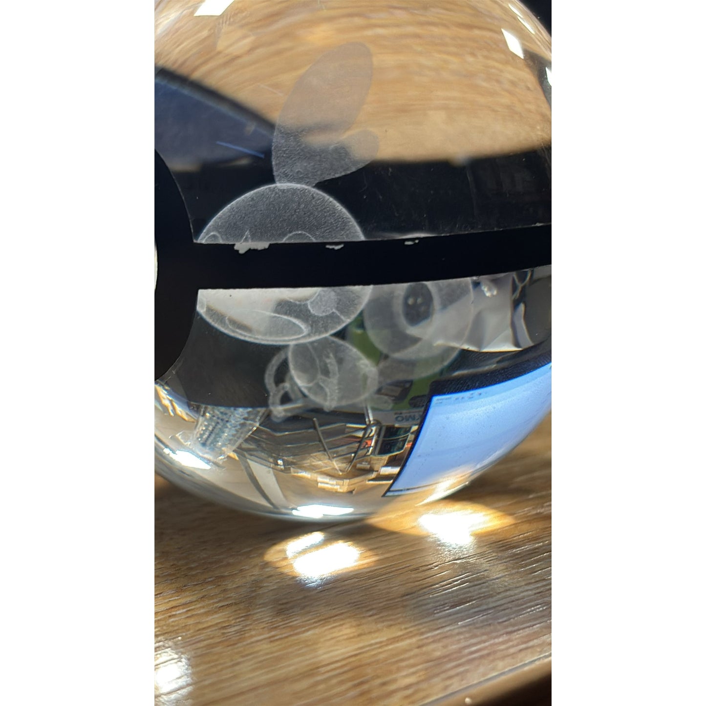 Pokemon 3D Crystal Ball Pokeball Sobble Night Light 8cm XL Size DAMAGED