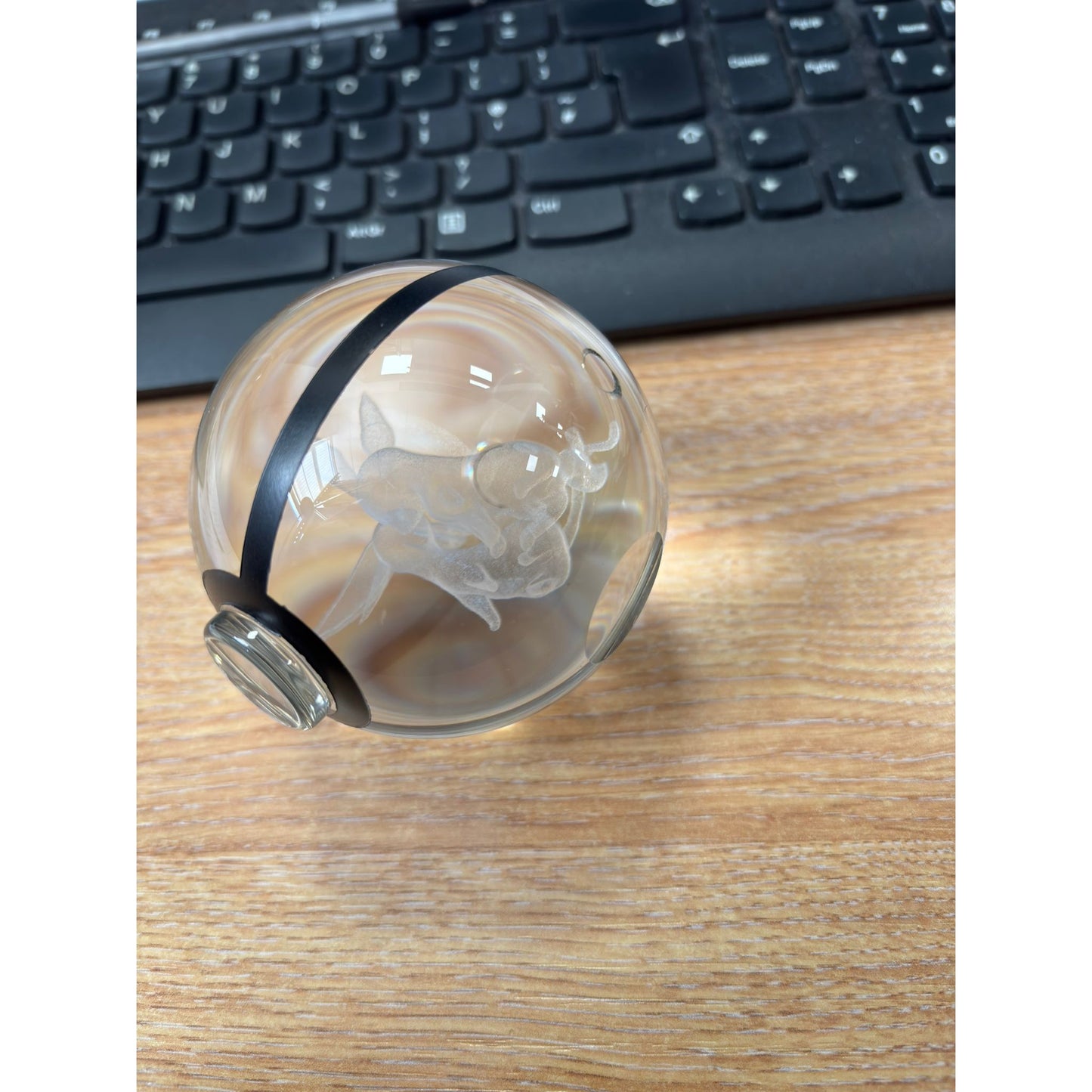 Pokemon 3D Crystal Ball Pokeball Umbreon and Espeon Night Light 8cm XL Size DAMAGED