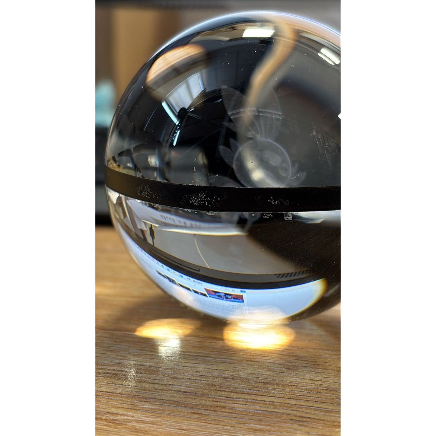 Pokemon 3D Crystal Ball Pokeball Scorbunny Night Light 8cm XL Size DAMAGED 2