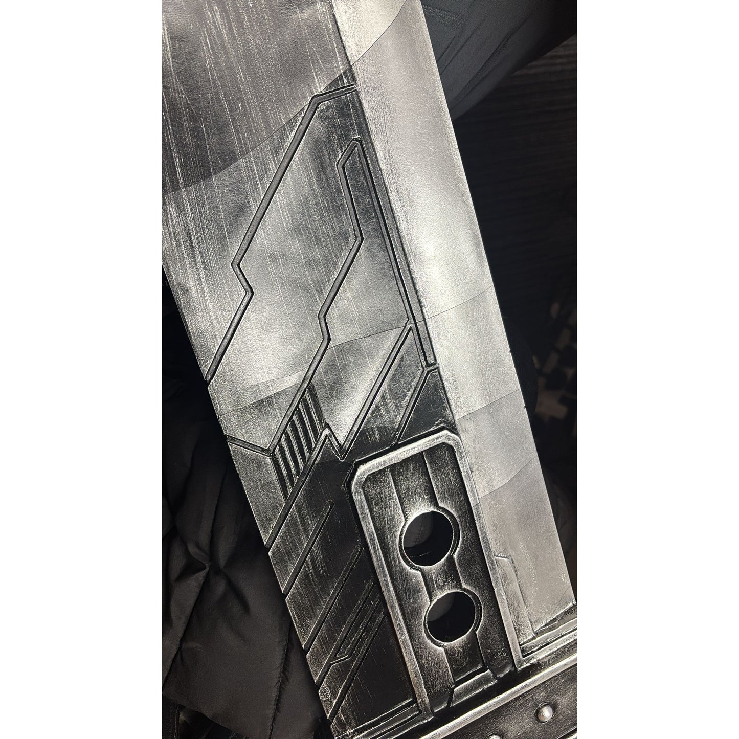 Final Fantasy VII Sword Cloud Strife Buster Sword Resin Prop Replica DAMAGED