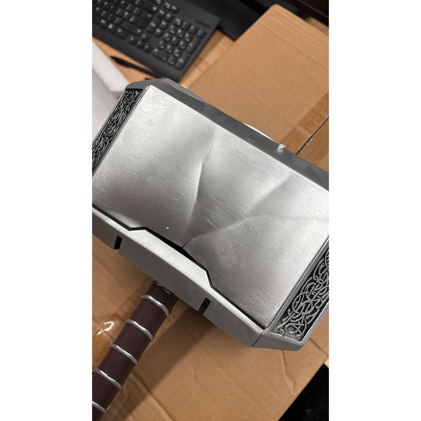 Marvel Resin Thor Hammer 'Mjolnir' 1:1 Replica with Rock Base DAMAGED