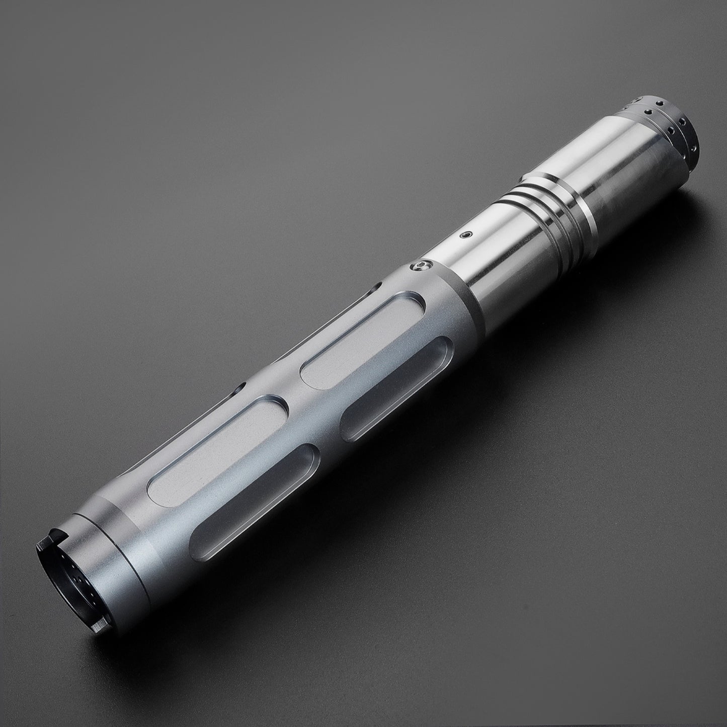 Star Wars No. 131 Xenopixel Grey Combat Lightsaber RGB Replica (No 22 Xeno)