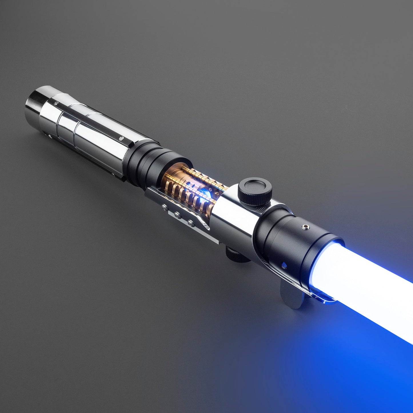 Star Wars No. 071 The Force Unleashed Starkiller V.1 Xenopixel Combat Lightsaber RGB Replica