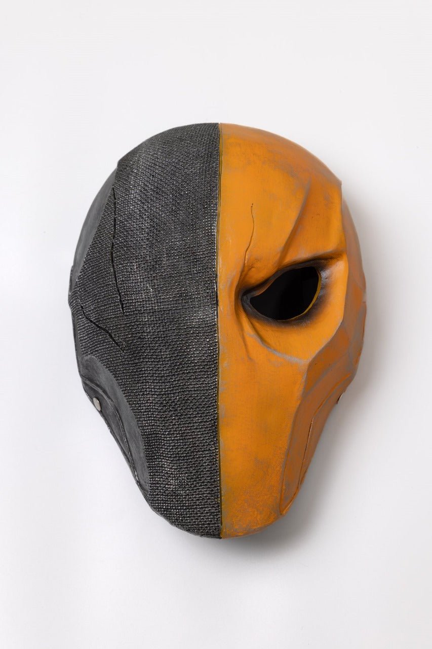 DC Comics Deathstroke Mask Slade Wilson Resin Mask Replica Battle Damaged - NEXTLEVELUK