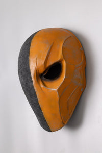 DC Comics Deathstroke Mask Slade Wilson Resin Mask Replica Battle Damaged - NEXTLEVELUK