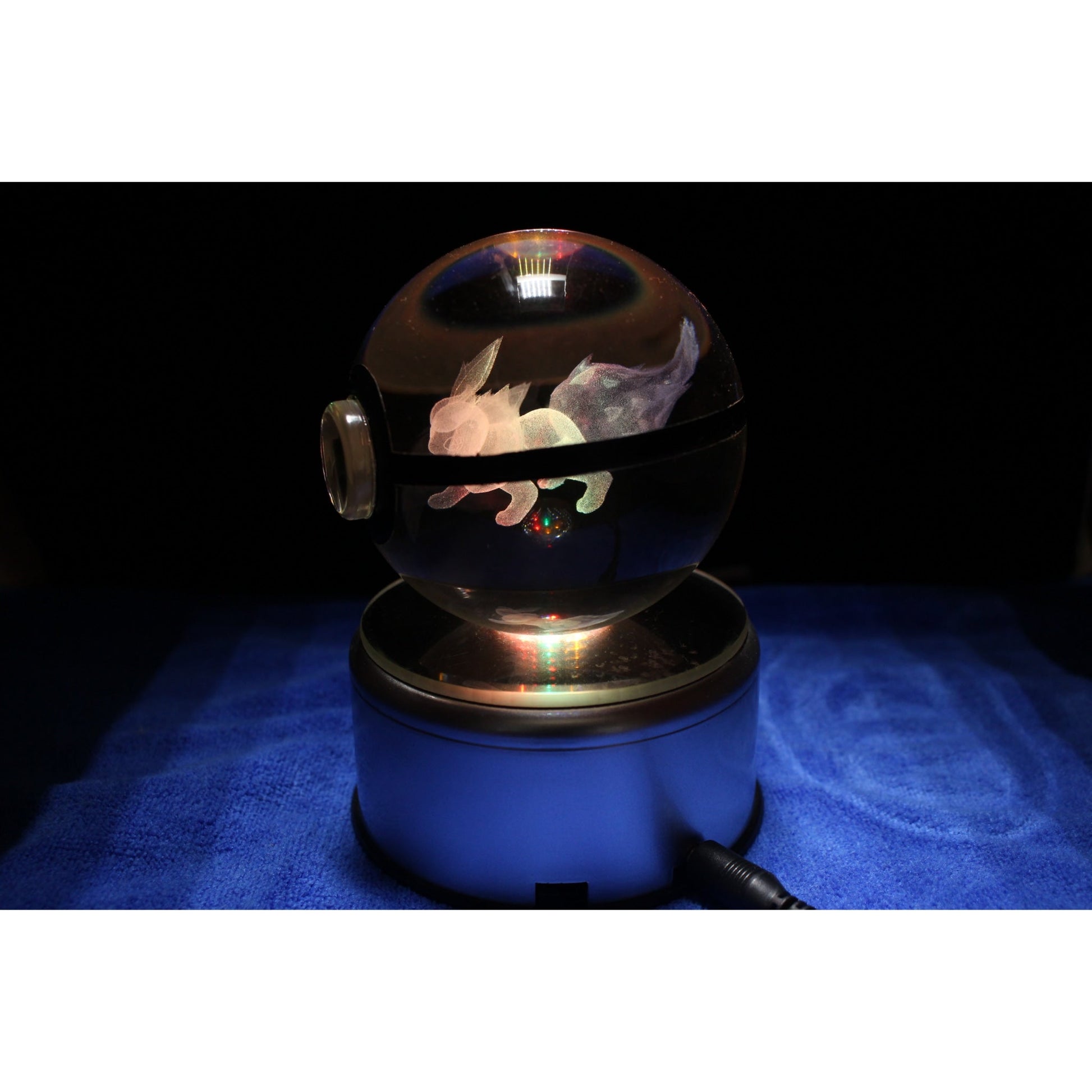Pokemon 3D Crystal Ball Pokeball Flareon Night Light 8cm XL Size - NEXTLEVELUK
