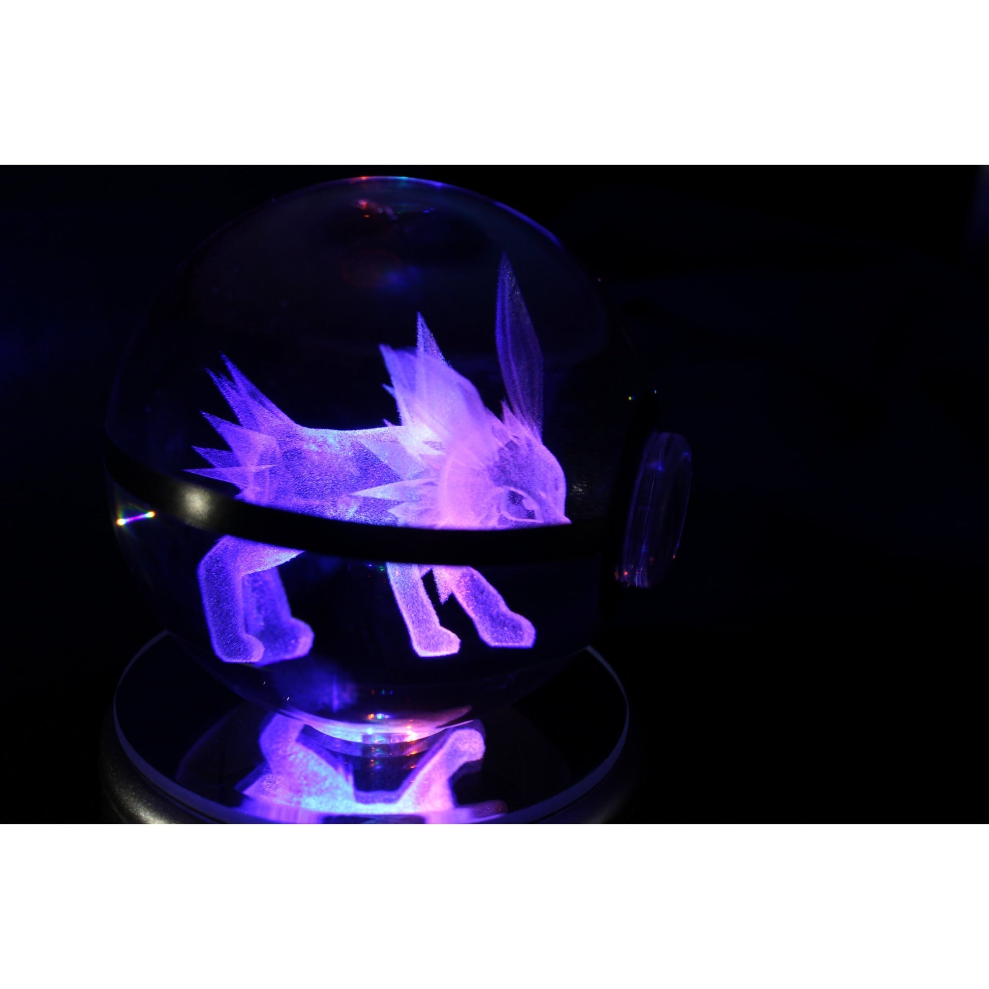 Pokemon 3D Crystal Ball Pokeball Jolteon Night Light 8cm XL Size - NEXTLEVELUK
