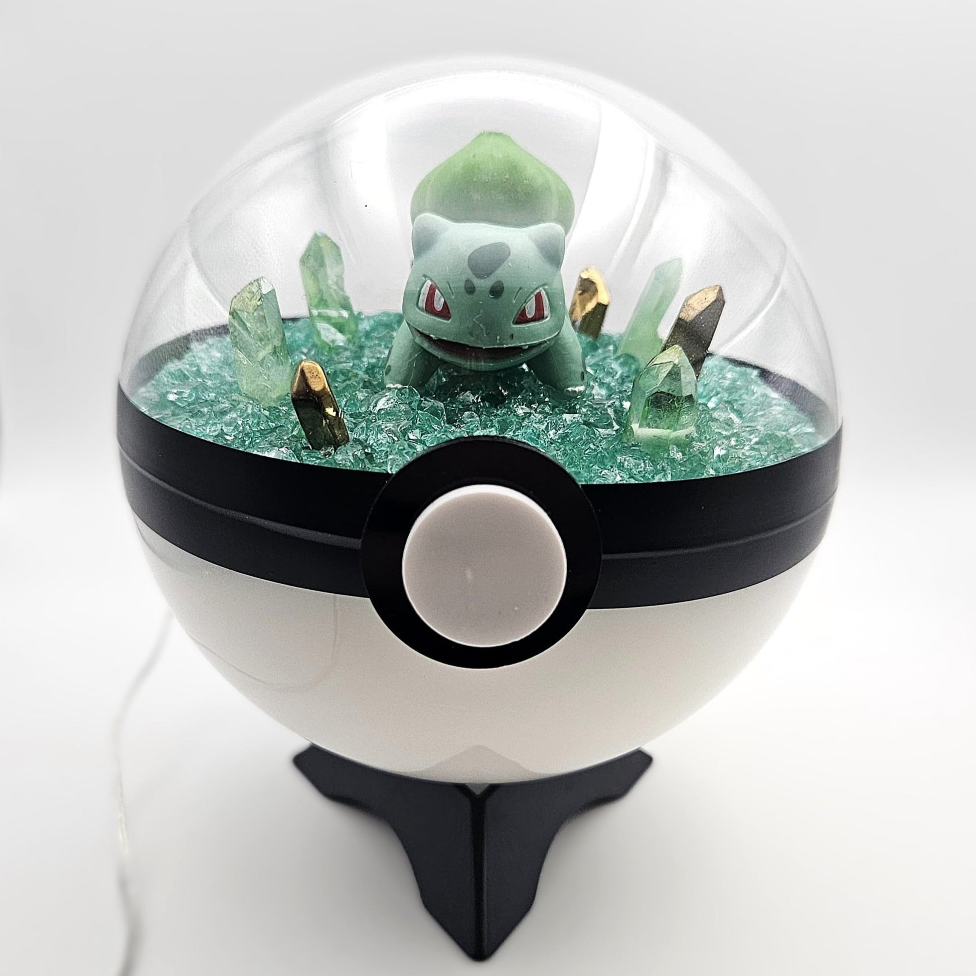 Pokemon Bulbasaur Light Up LED Crystal Terrarium Green/White Poke Ball Handmade - NEXTLEVELUK