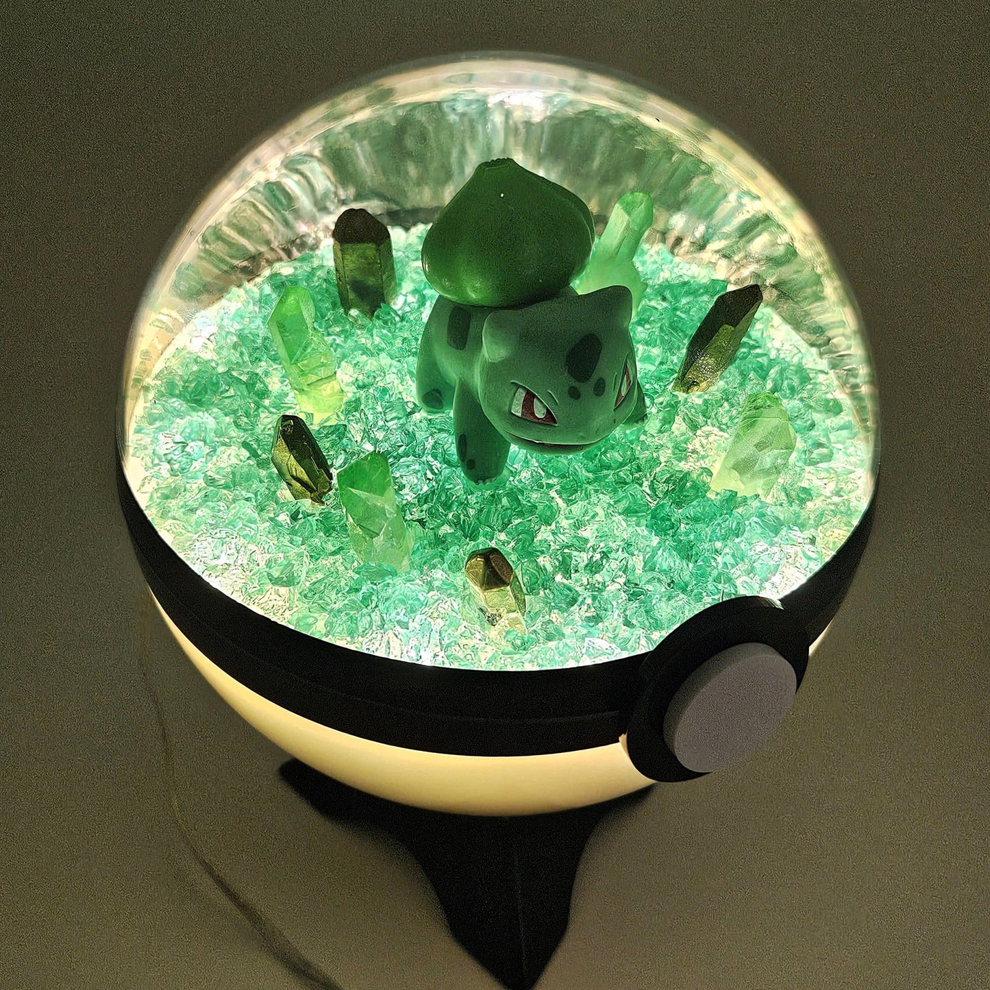 Pokemon Bulbasaur Light Up LED Crystal Terrarium Green/White Poke Ball Handmade - NEXTLEVELUK