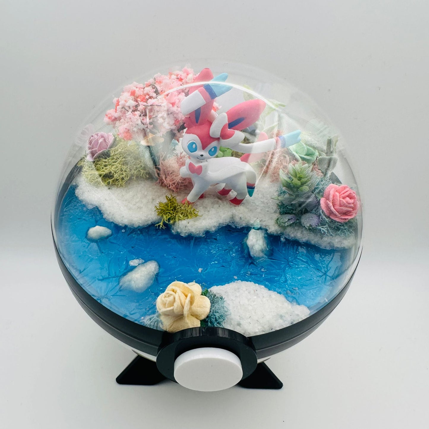 Pokemon Charmander Crystal Terrarium Beach Red Poke Ball Handmade - NEXTLEVELUK