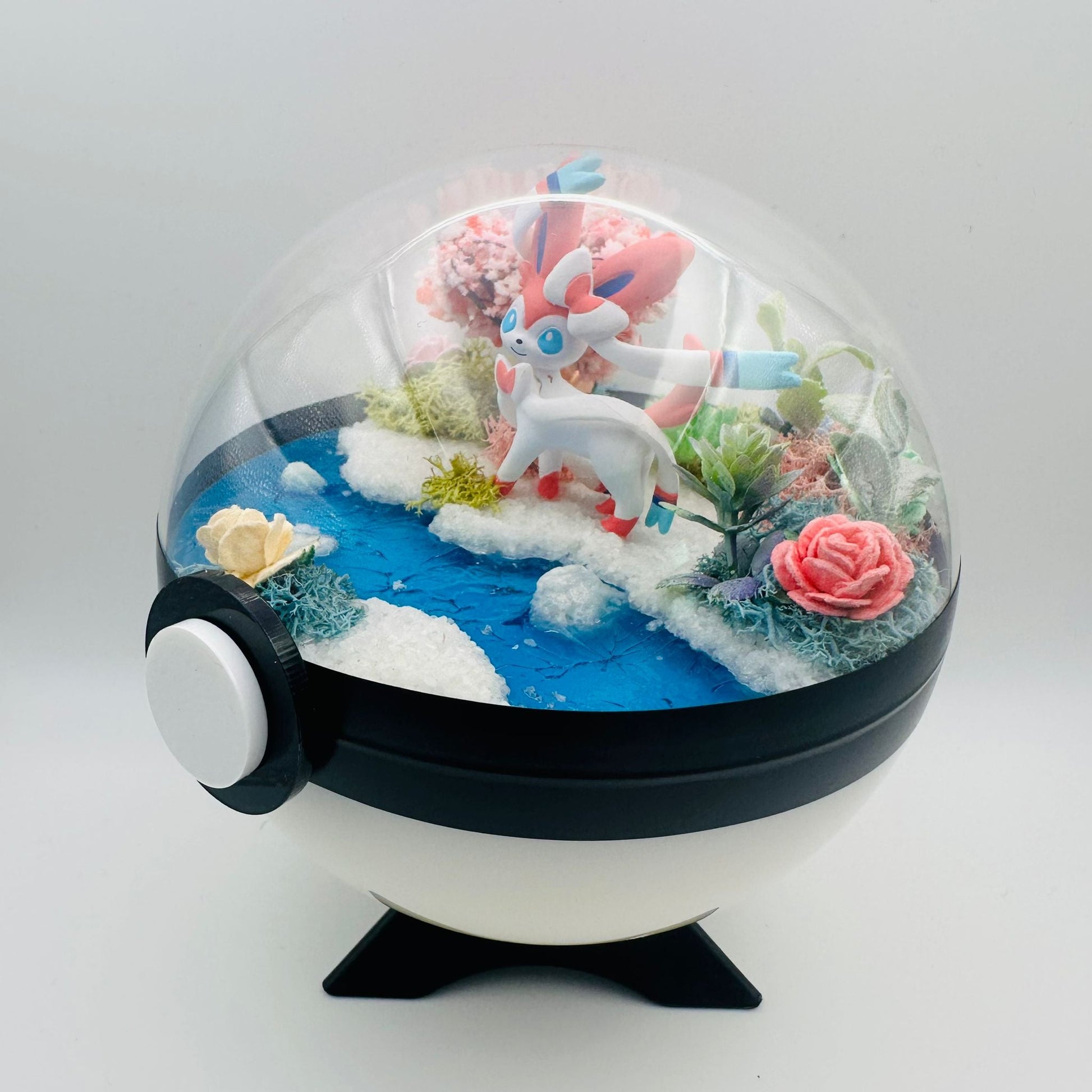 Pokemon Charmander Crystal Terrarium Beach Red Poke Ball Handmade - NEXTLEVELUK