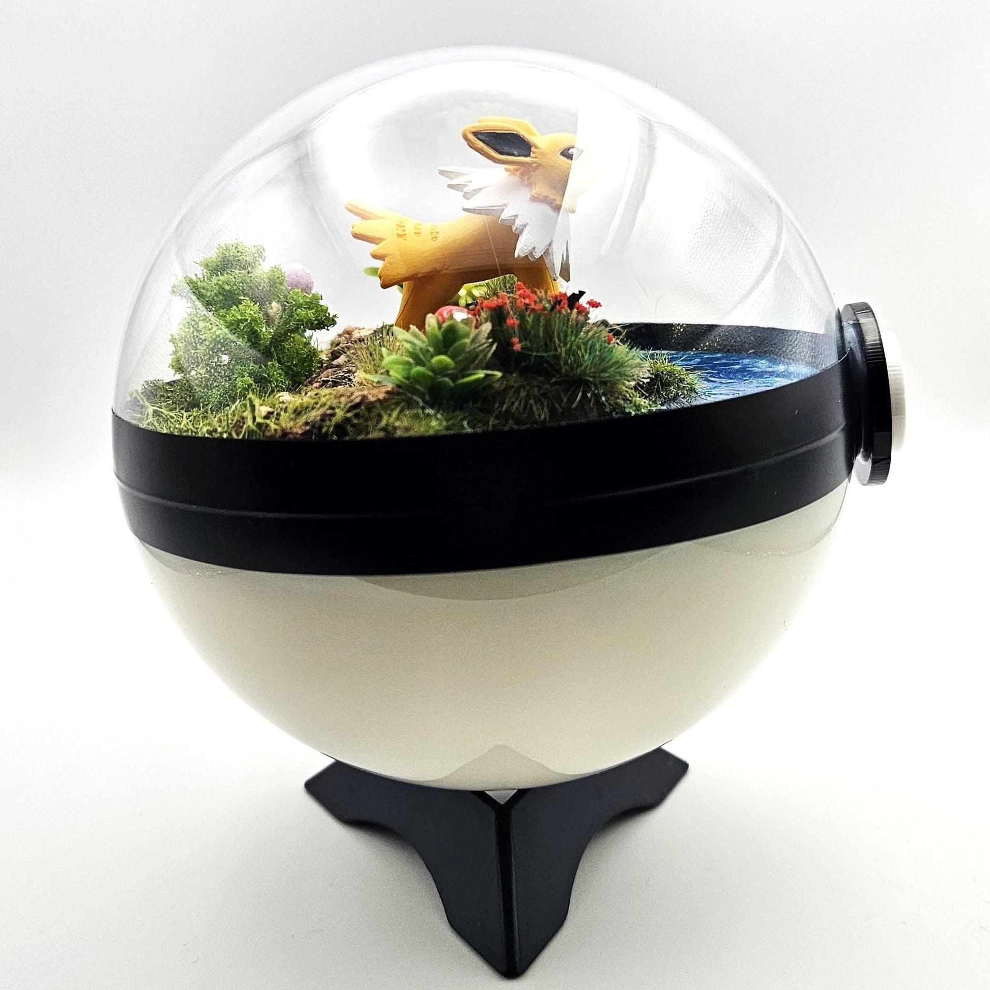 Pokemon Jolteon Crystal Terrarium Lake White Poke Ball Handmade - NEXTLEVELUK