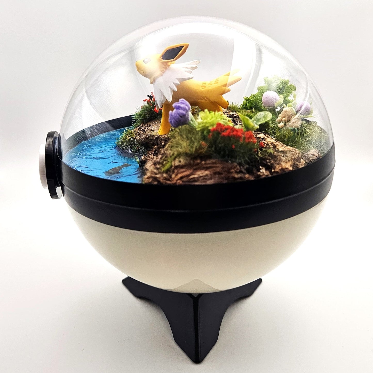 Pokemon Jolteon Crystal Terrarium Lake White Poke Ball Handmade - NEXTLEVELUK