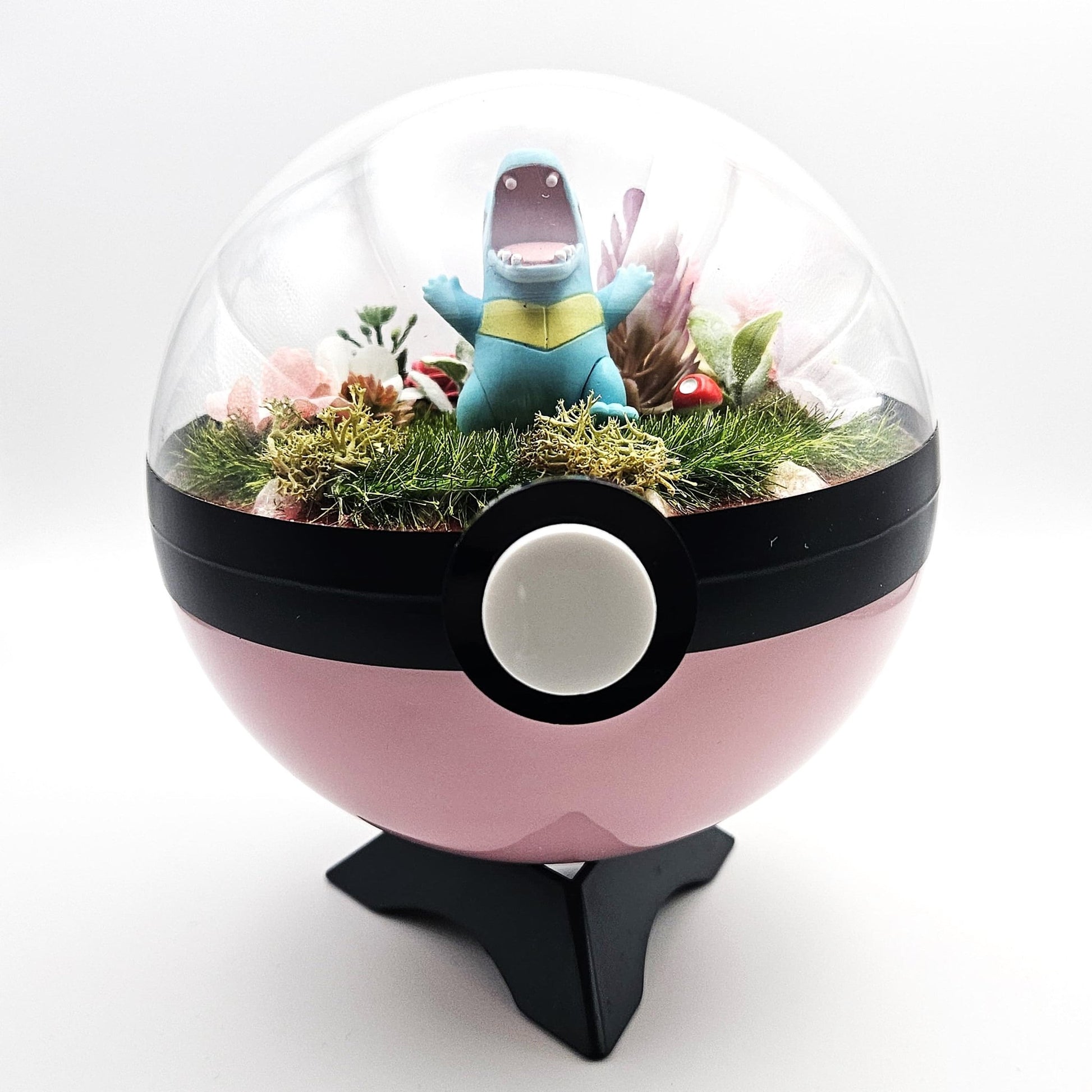 Pokemon Totodile Crystal Terrarium Lake Pink Poke Ball Handmade - NEXTLEVELUK