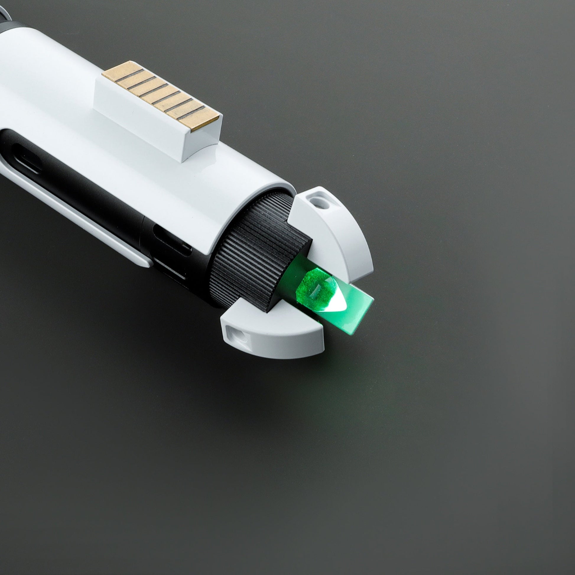 Star Wars No. 084 The Trooper Proffie Combat Lightsaber RGB Replica - NEXTLEVELUK