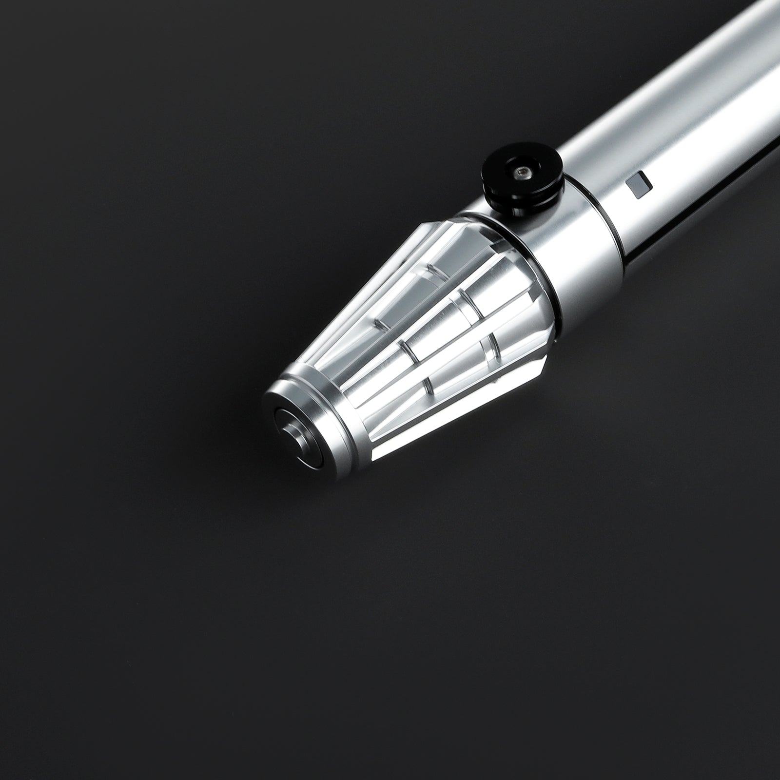 Star Wars No. 088 Kelleran Beq Xenopixel Combat Lightsaber RGB USB - C Chargable - NEXTLEVELUK