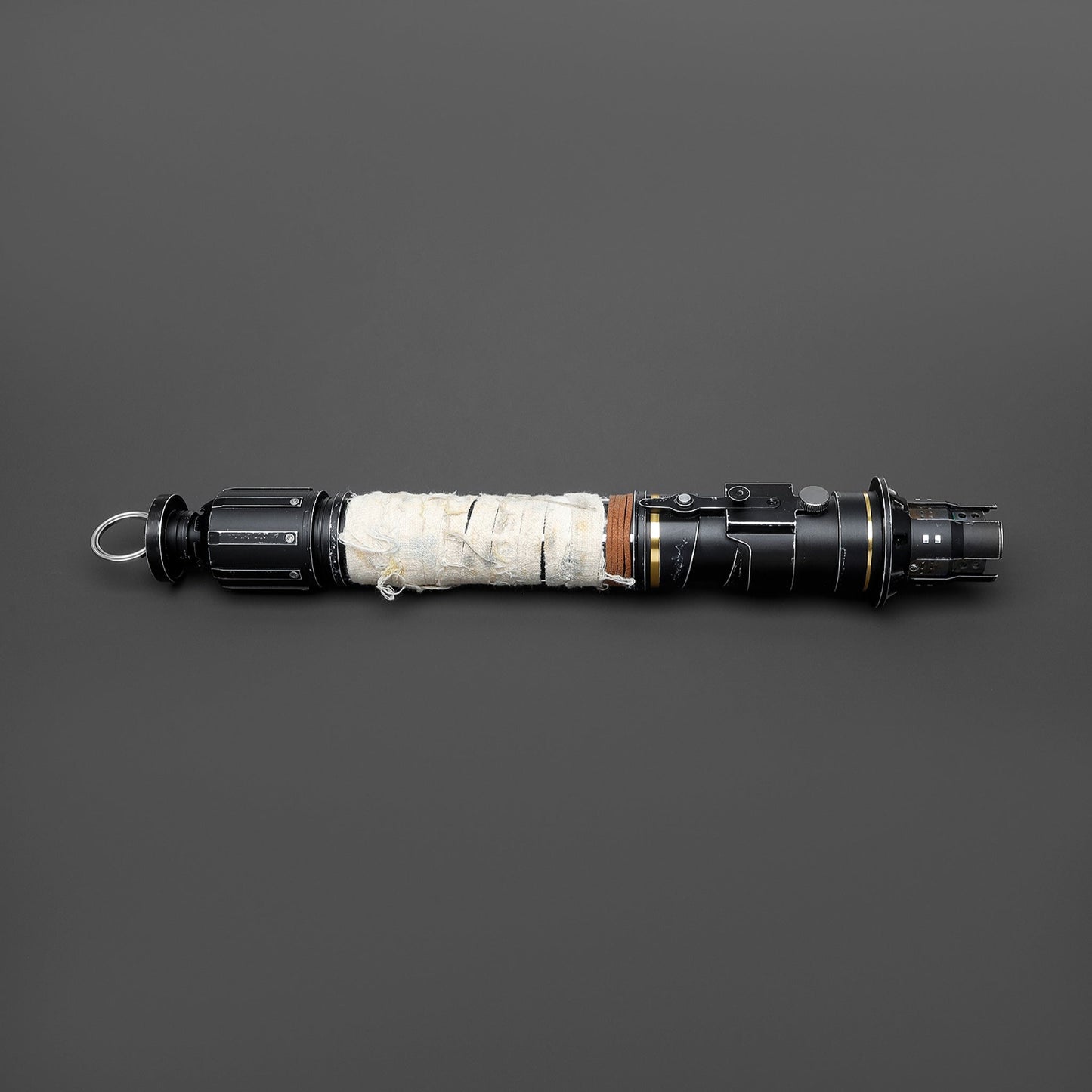 Star Wars No. 097 Jedi: Survivor Cere Junda Proffie Combat Lightsaber RGB Replica - NEXTLEVELUK