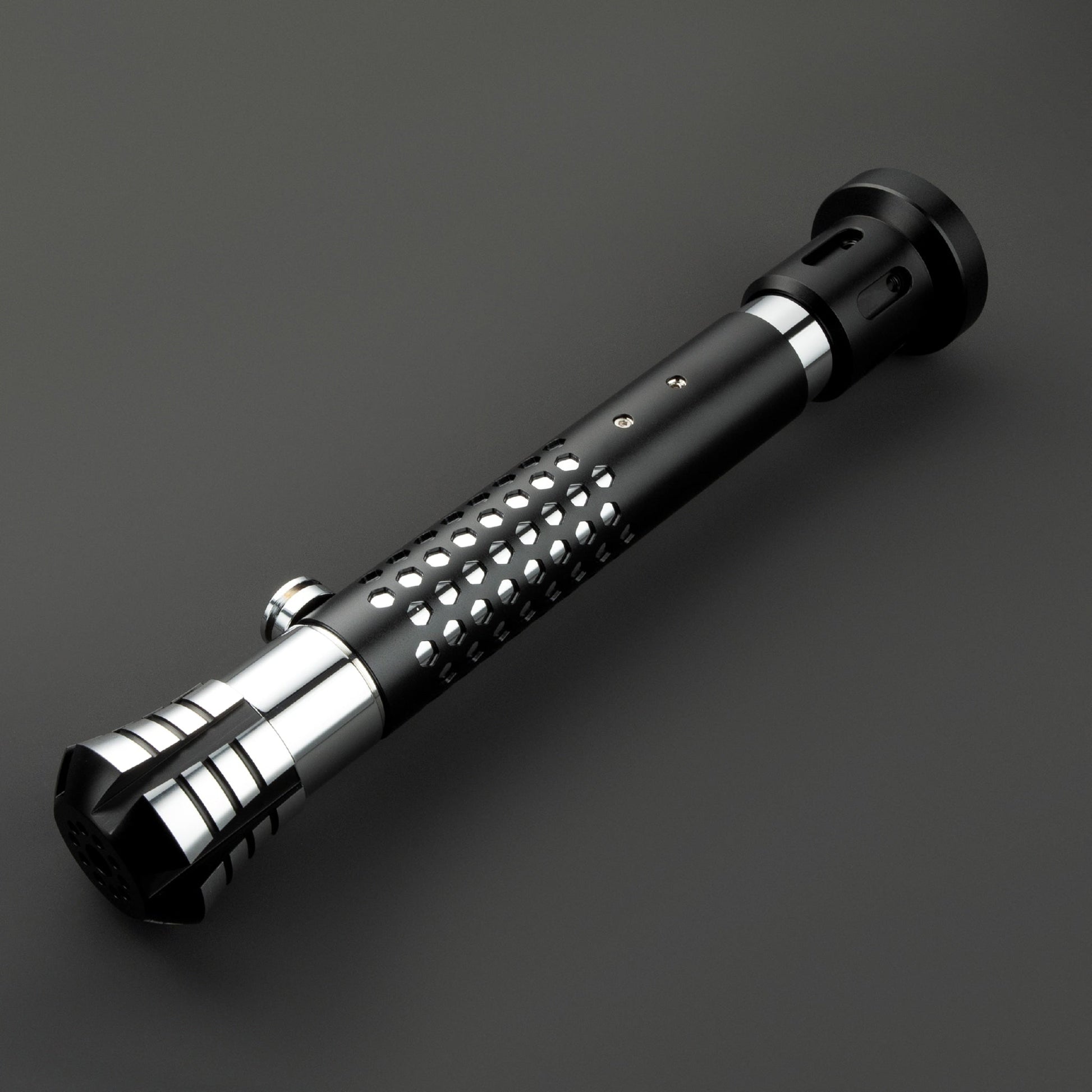 Star Wars No. 123 Xenopixel Combat Lightsaber RGB Replica - NEXTLEVELUK
