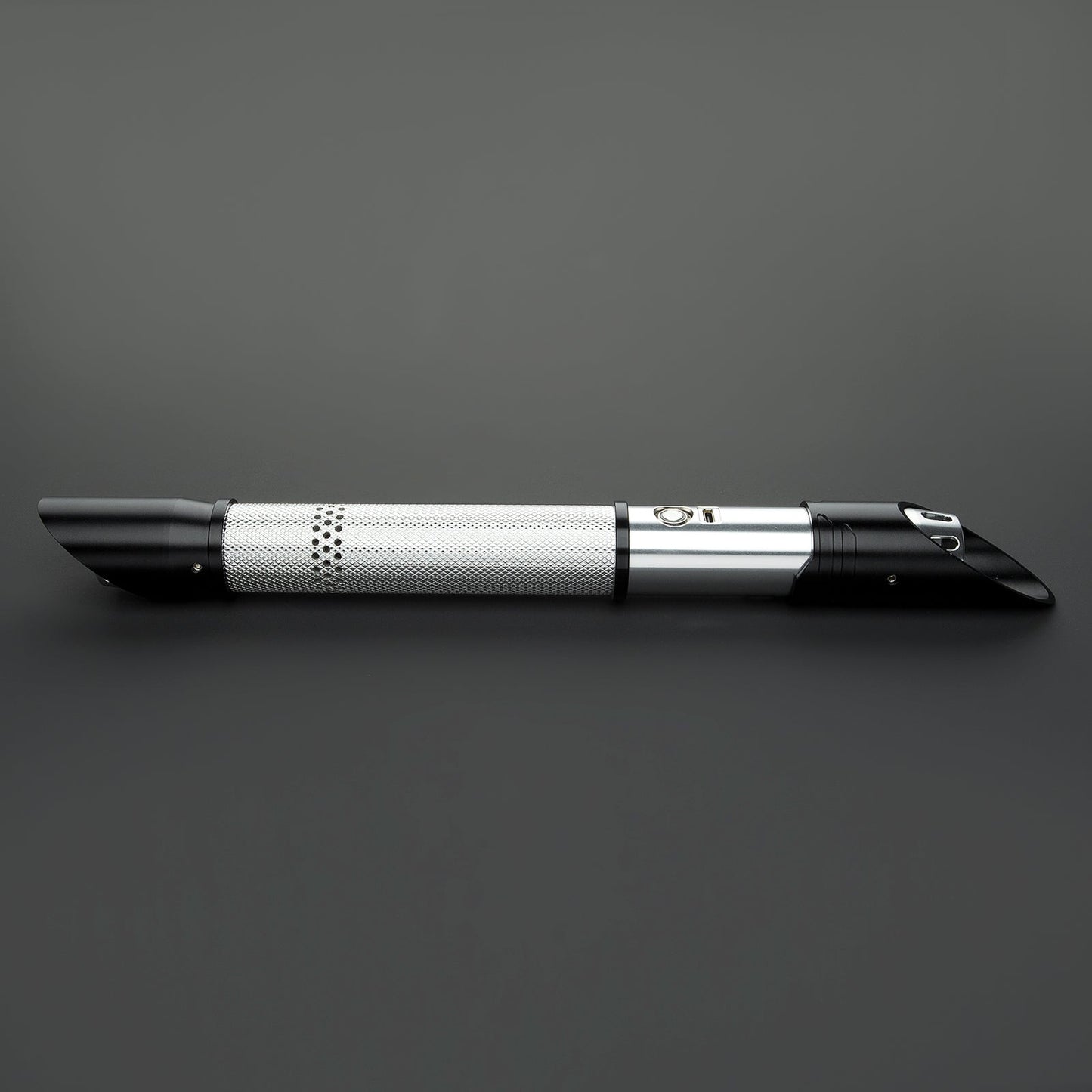 Star Wars No. 126 Xenopixel Combat Lightsaber RGB Replica - NEXTLEVELUK