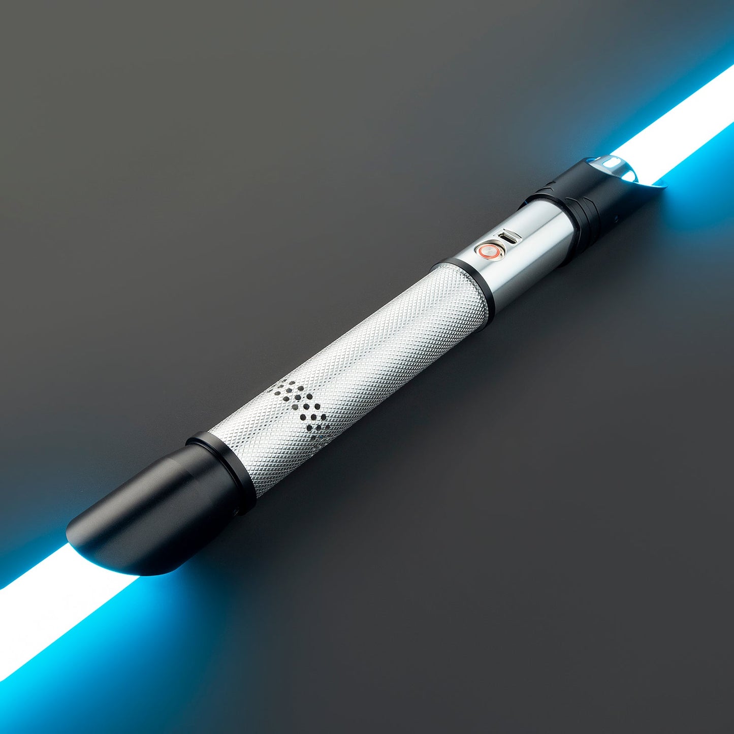 Star Wars No. 126 Xenopixel Combat Lightsaber RGB Replica - NEXTLEVELUK