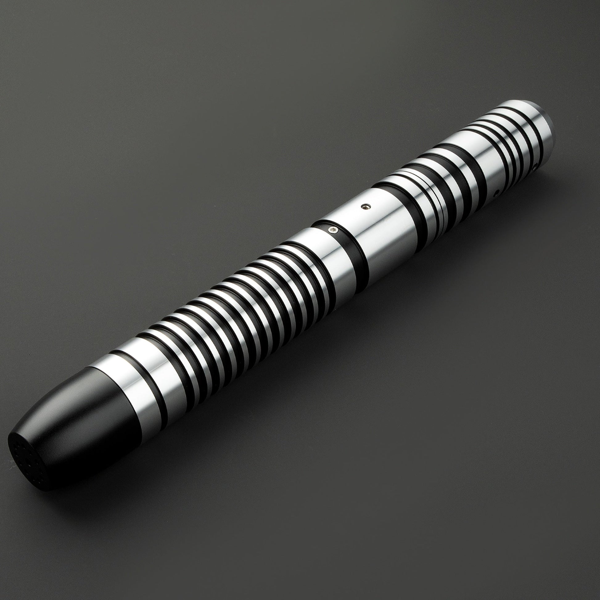 Star Wars The Resolute Combat Lightsaber - NEXTLEVELUK