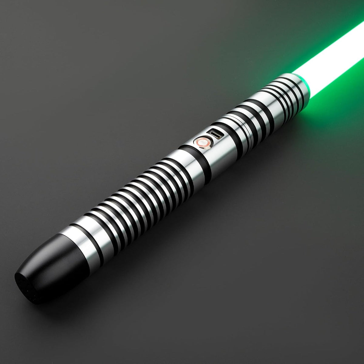 Star Wars The Resolute Combat Lightsaber - NEXTLEVELUK