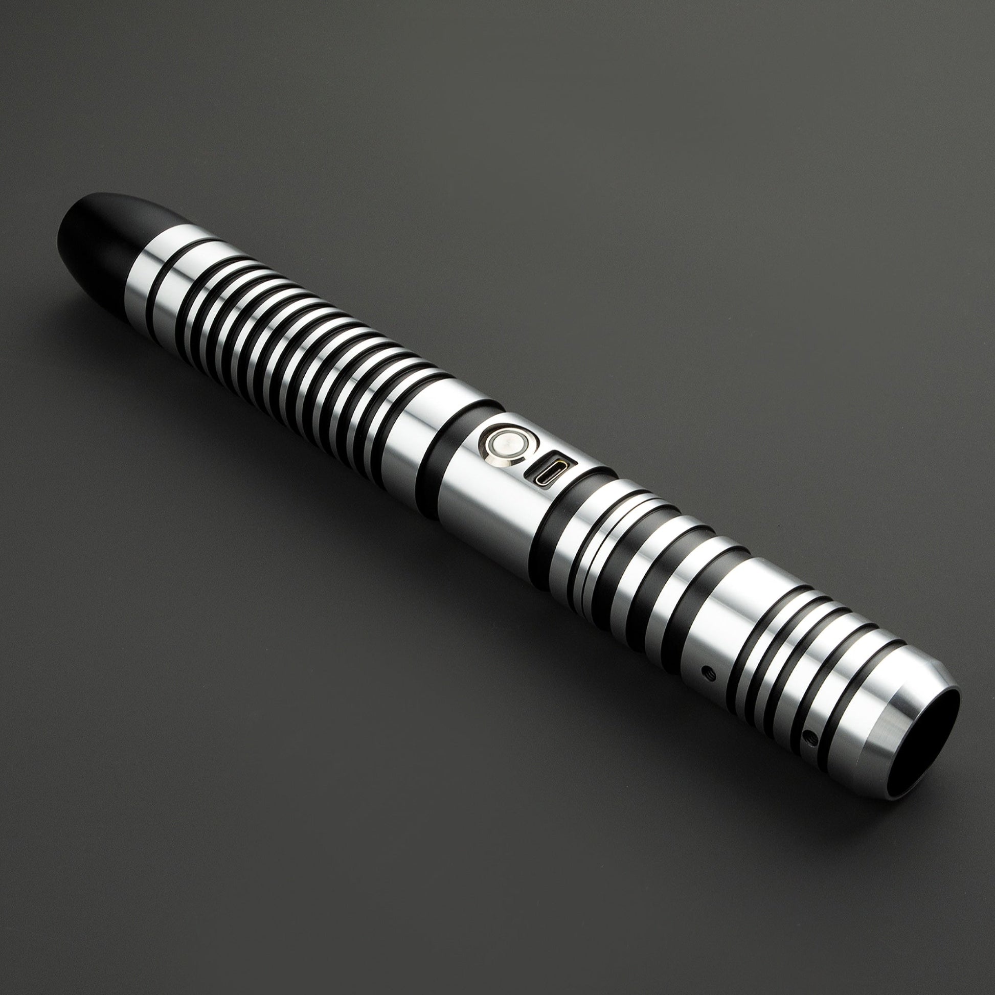 Star Wars The Resolute Combat Lightsaber - NEXTLEVELUK