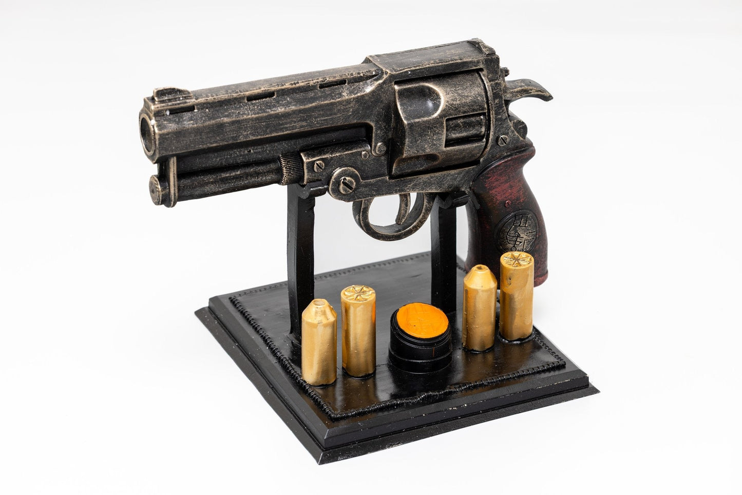 The Samaritan Hellboy's Gun Resin Replica With Stand - NEXTLEVELUK