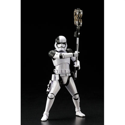 Kotobukiya Star Wars The Last Jedi First Order Stormtrooper Executioner Artfx+ Action Figure - NEXTLEVELUK