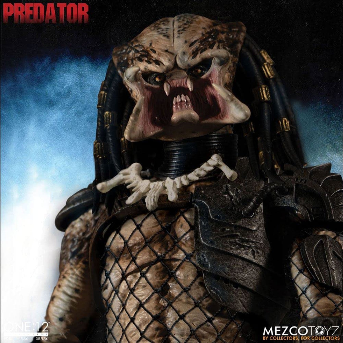 Mezco One:12 Collective Predator Deluxe Edition Action Figure